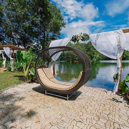 Almost Heaven Lake Resort By Cocotel Cavinti 外观 照片