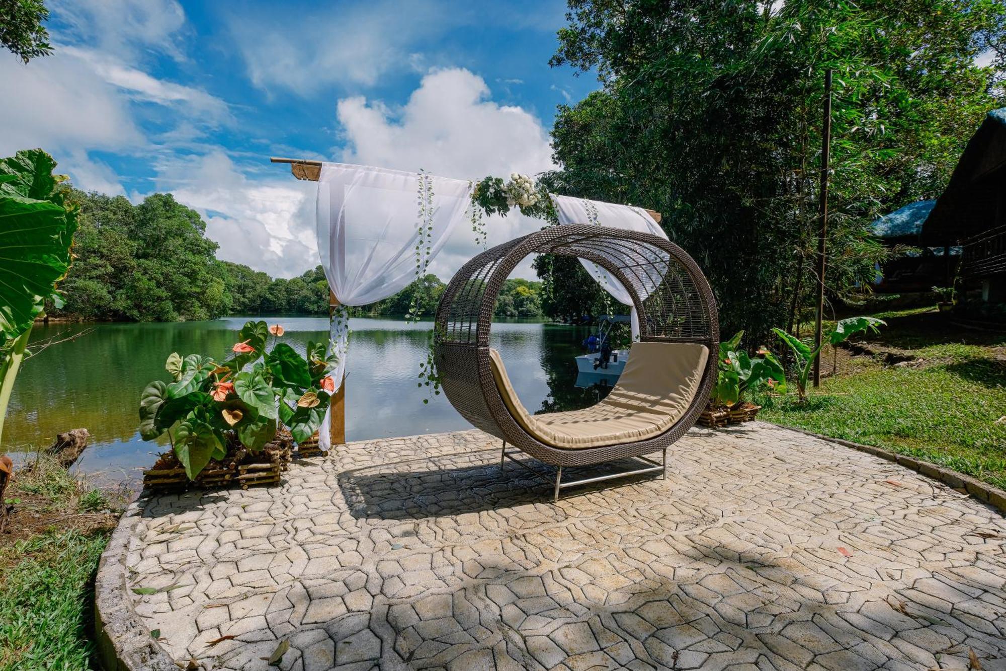Almost Heaven Lake Resort By Cocotel Cavinti 外观 照片