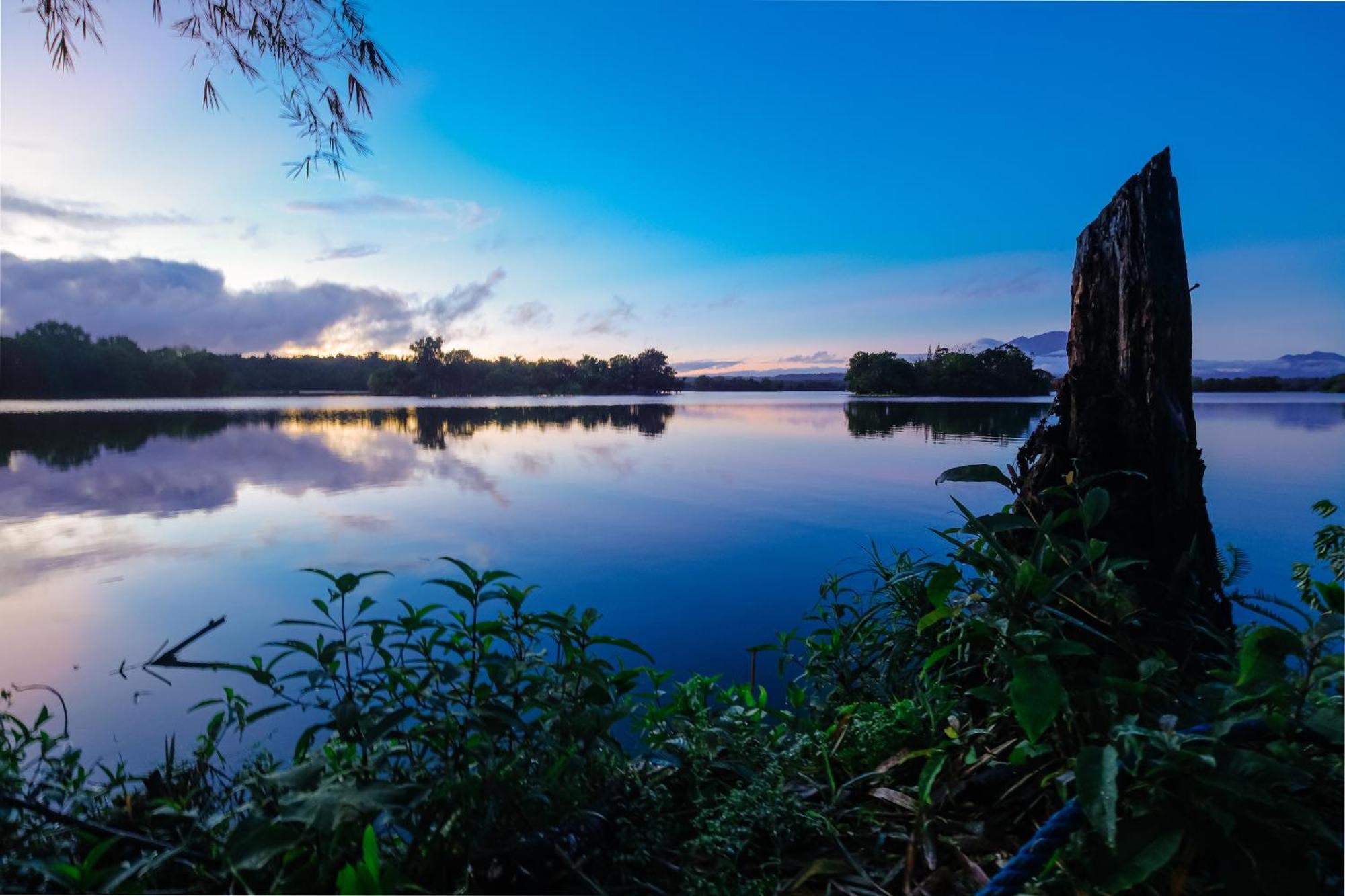 Almost Heaven Lake Resort By Cocotel Cavinti 外观 照片