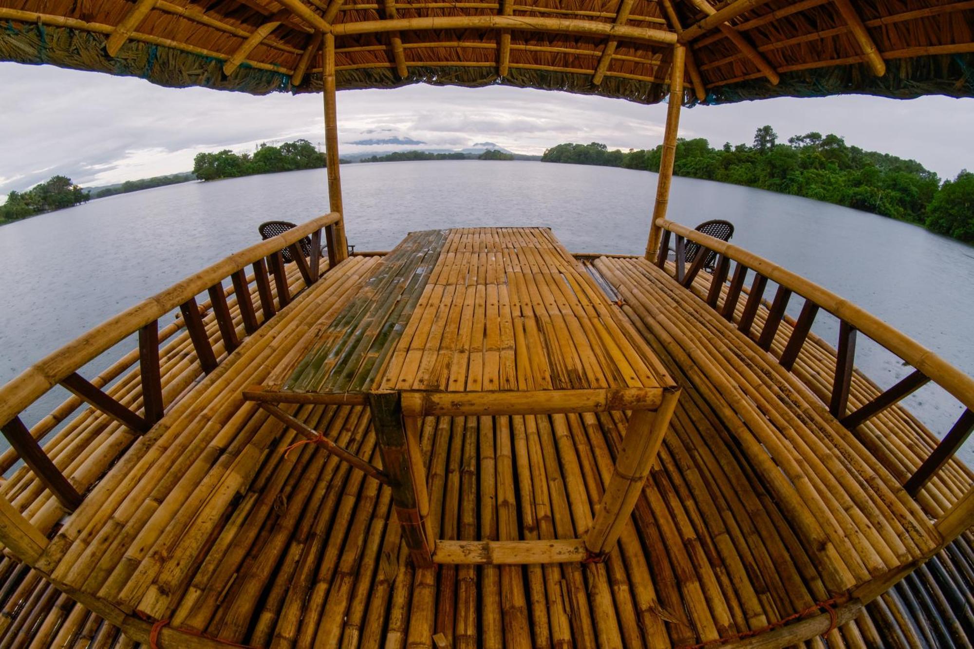 Almost Heaven Lake Resort By Cocotel Cavinti 外观 照片