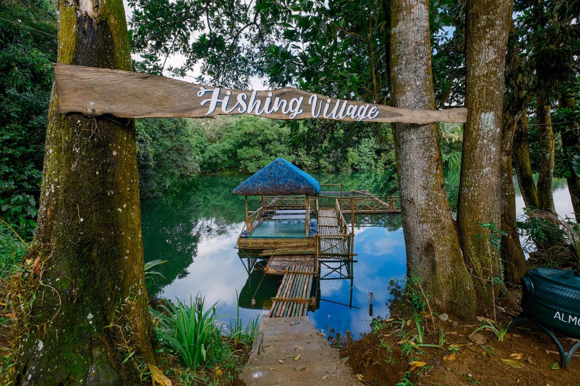 Almost Heaven Lake Resort By Cocotel Cavinti 外观 照片